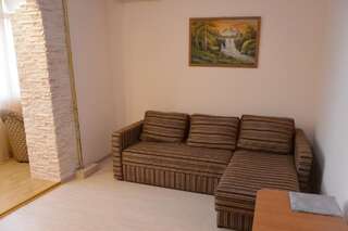 Отель Private Residence Osobnyak Одесса Улучшенный семейный номер-6